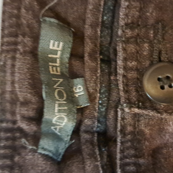 💥2/$10💥Capris Addition Elle size 16 - Picture 2 of 3